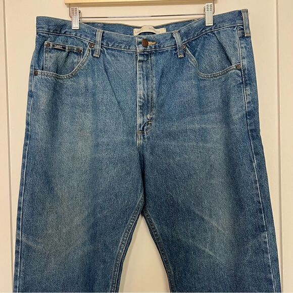 Lee Mens Jeans Size 42x30 Blue Denim Regular Fit Straight Leg 5 Pocket Design - Picture 2 of 16